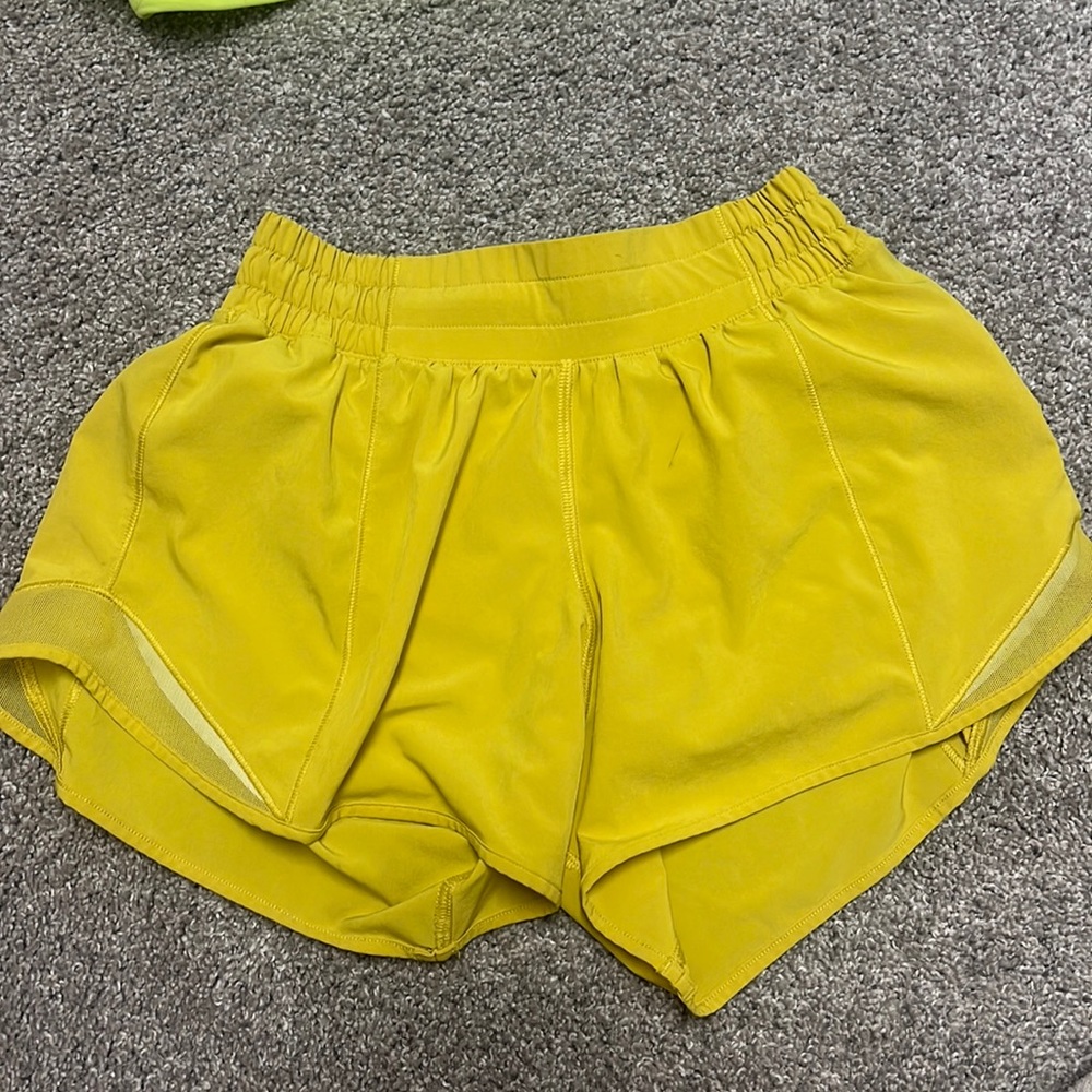 Yellow LULULEMON shorts size 2